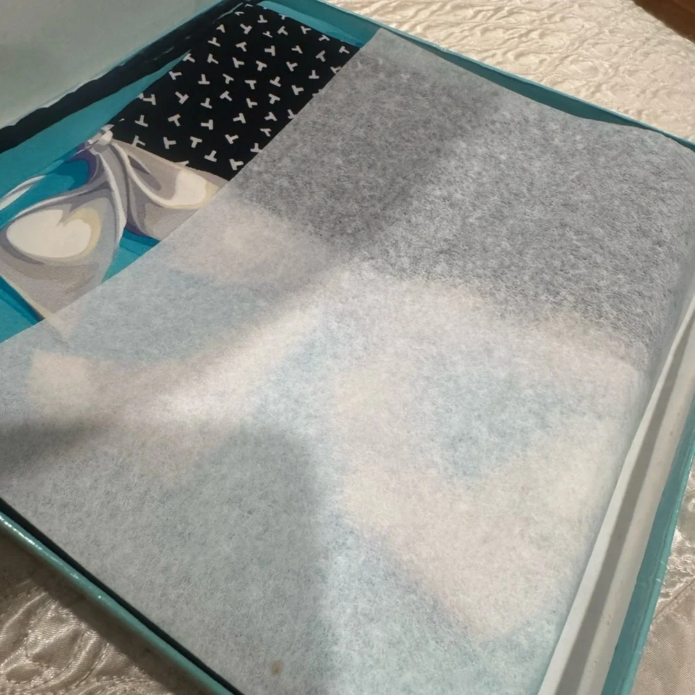 Tiffany Silk Scarf - Picture 6 of 6